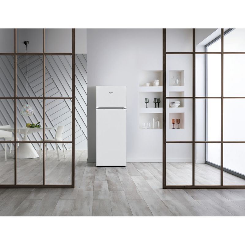 003__Lifestyle frontal open