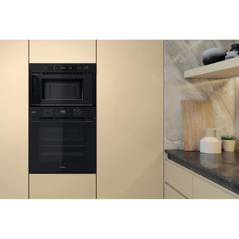 Whirlpool Microondas Encastre MBNA900B Negro Electrónico 22 Solo MW 750 Lifestyle frontal open