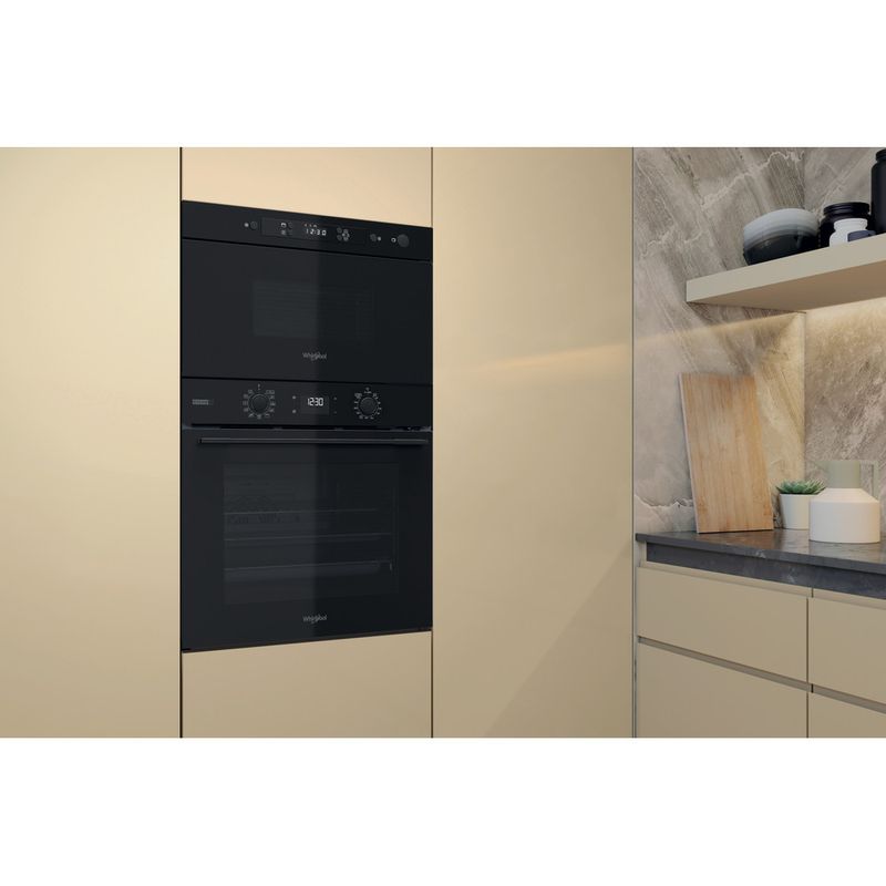Whirlpool Microondas Encastre MBNA900B Negro Electrónico 22 Solo MW 750 Lifestyle perspective