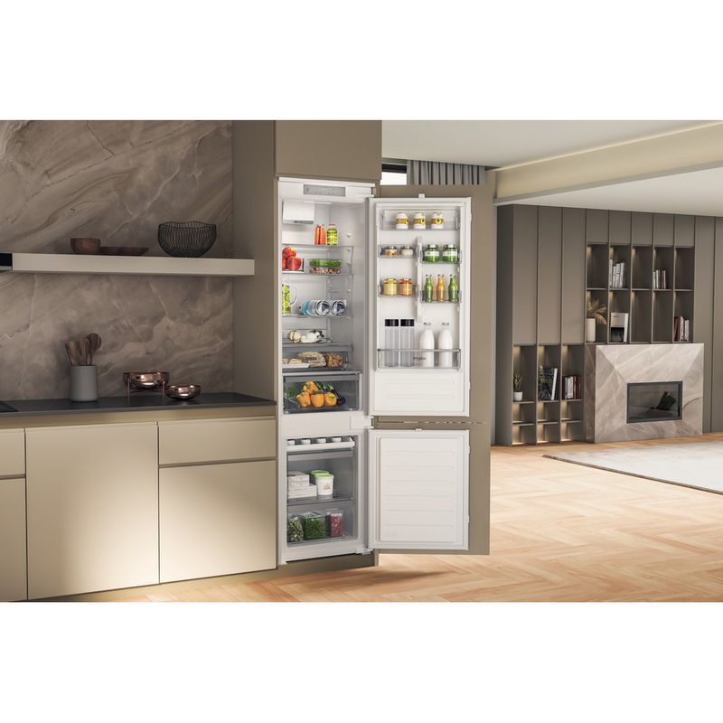Whirlpool Combinación de frigorífico / congelador Encastre WHC20D013D1 Blanco 2 doors Lifestyle perspective open