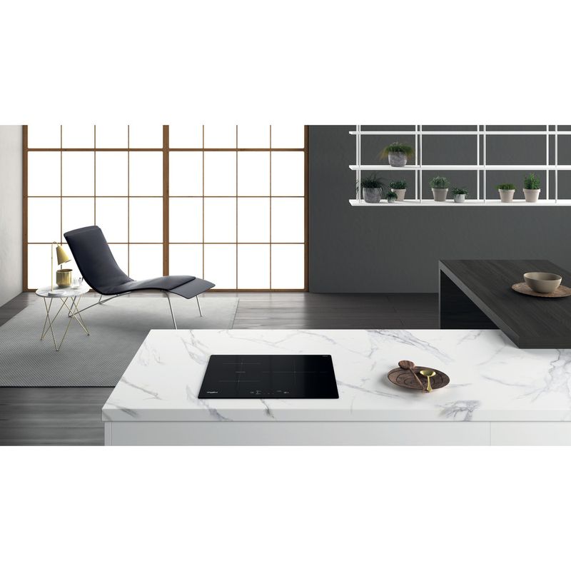 Whirlpool Encimera WB Q4860 NE Negro Induction vitroceramic Lifestyle frontal top down